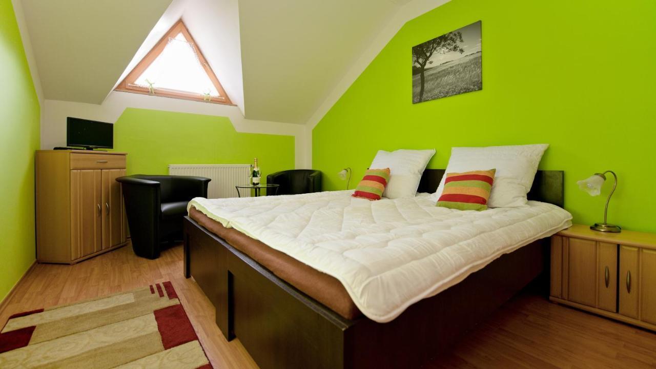 Wellness Penzion Eva Dolni Moravice Bagian luar foto