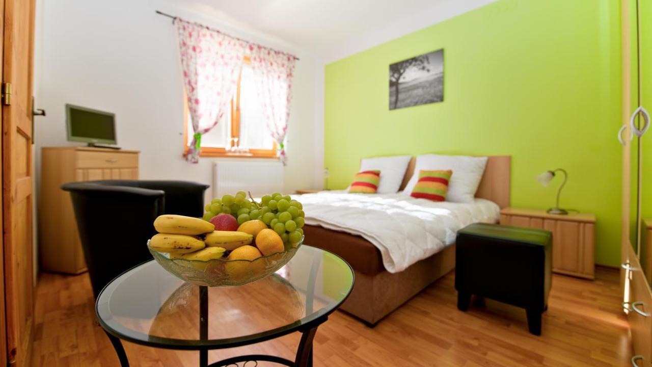 Wellness Penzion Eva Dolni Moravice Bagian luar foto